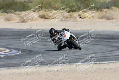 media/Nov-16-2025-Race Pace (Sun) [[8c5fa54630]]/Non Verified Riders (1st 20 Minutes)/2-Turn 10 (1010am)/